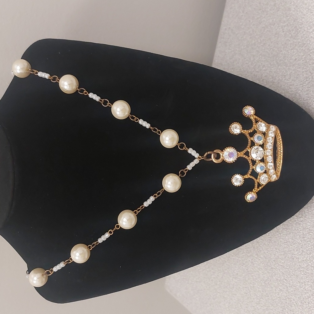 Simulated Pearl Crown Rhinestone Gold Toned Fashion Necklace